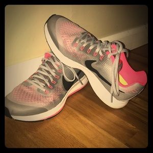 Nike Girls Zoom Pegasus (GS) 34 Running shoe